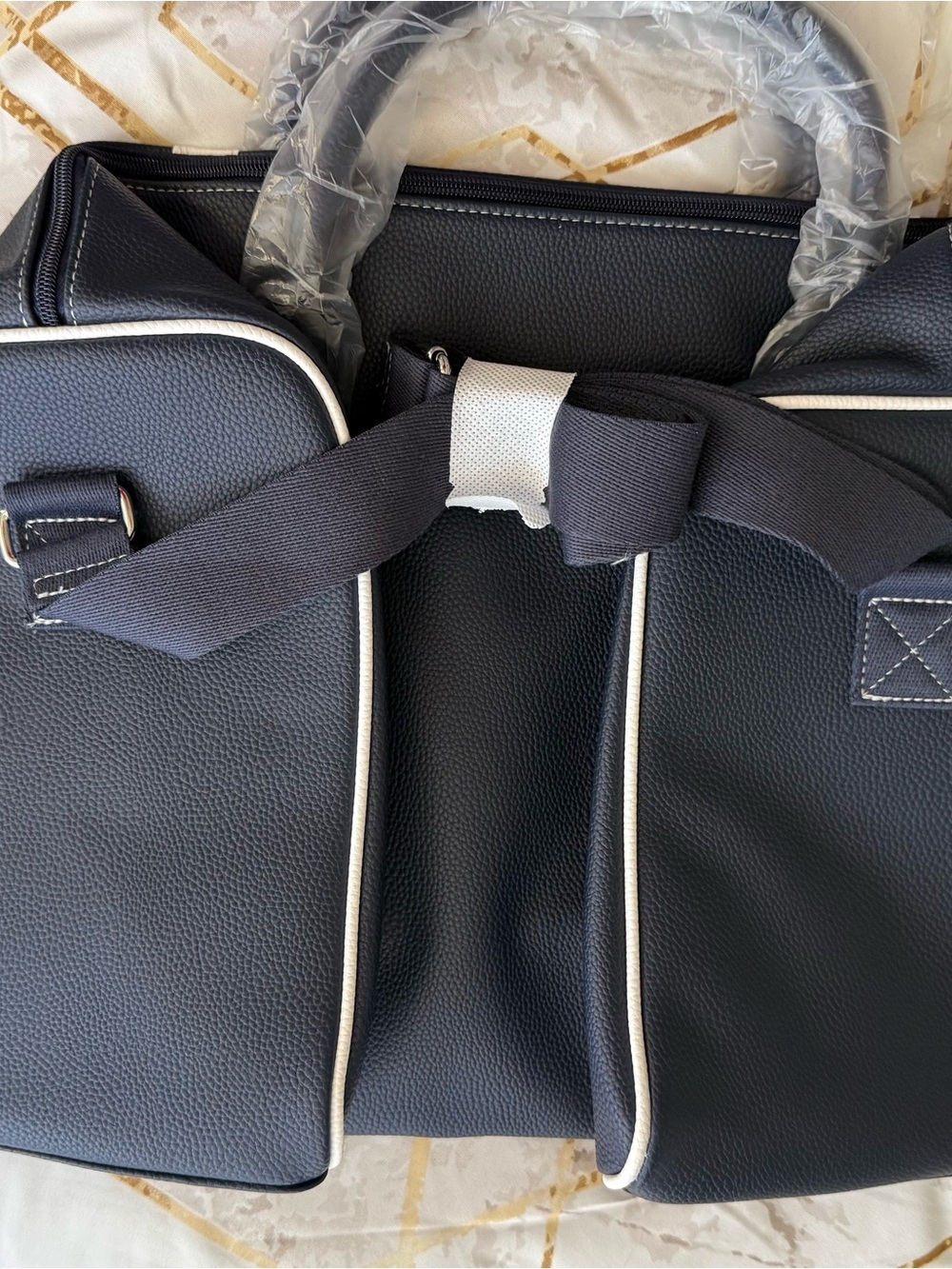 Ralph Lauren Navy and Cream Polo Logo Men’s Duffle Bag - Picture 4 of 4